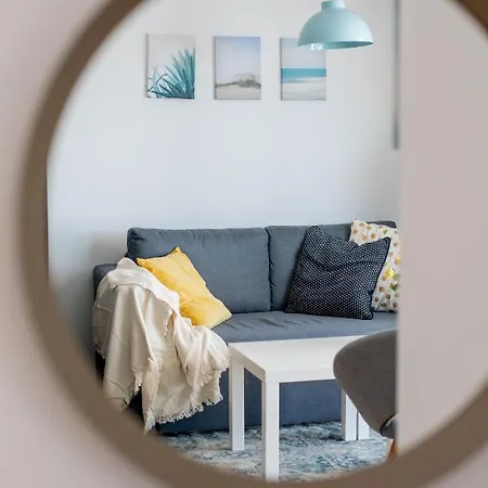 Left & Right With Jacuzzi, 4 Stars