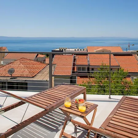 Appartement Left & Right With Jacuzzi, 4 Stars