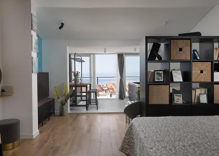 Appartement Left & Right With Jacuzzi, 4 Stars *