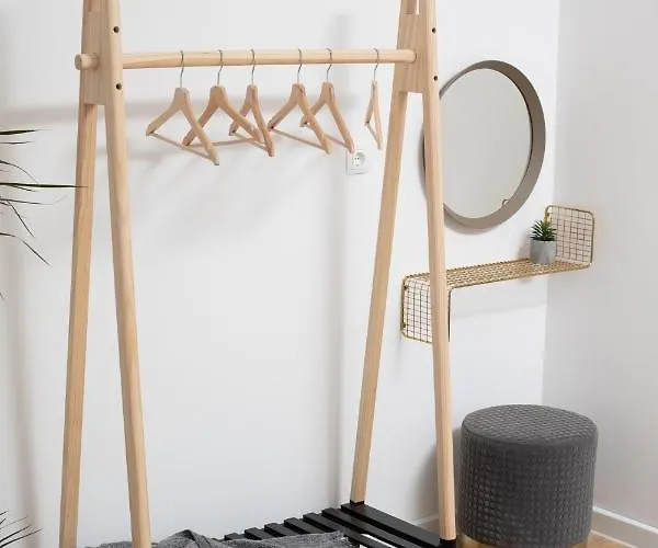 アパート Left & Right With Jacuzzi, 4 Stars *